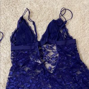 Blue negligee set